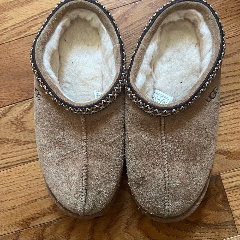 Ugg Tasman classic slip one